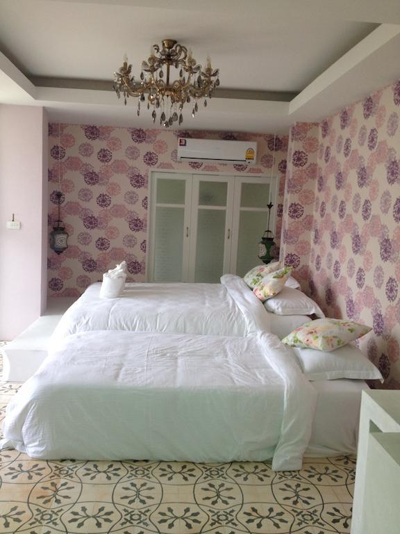 At Casa Guesthouse Амфава Стая снимка