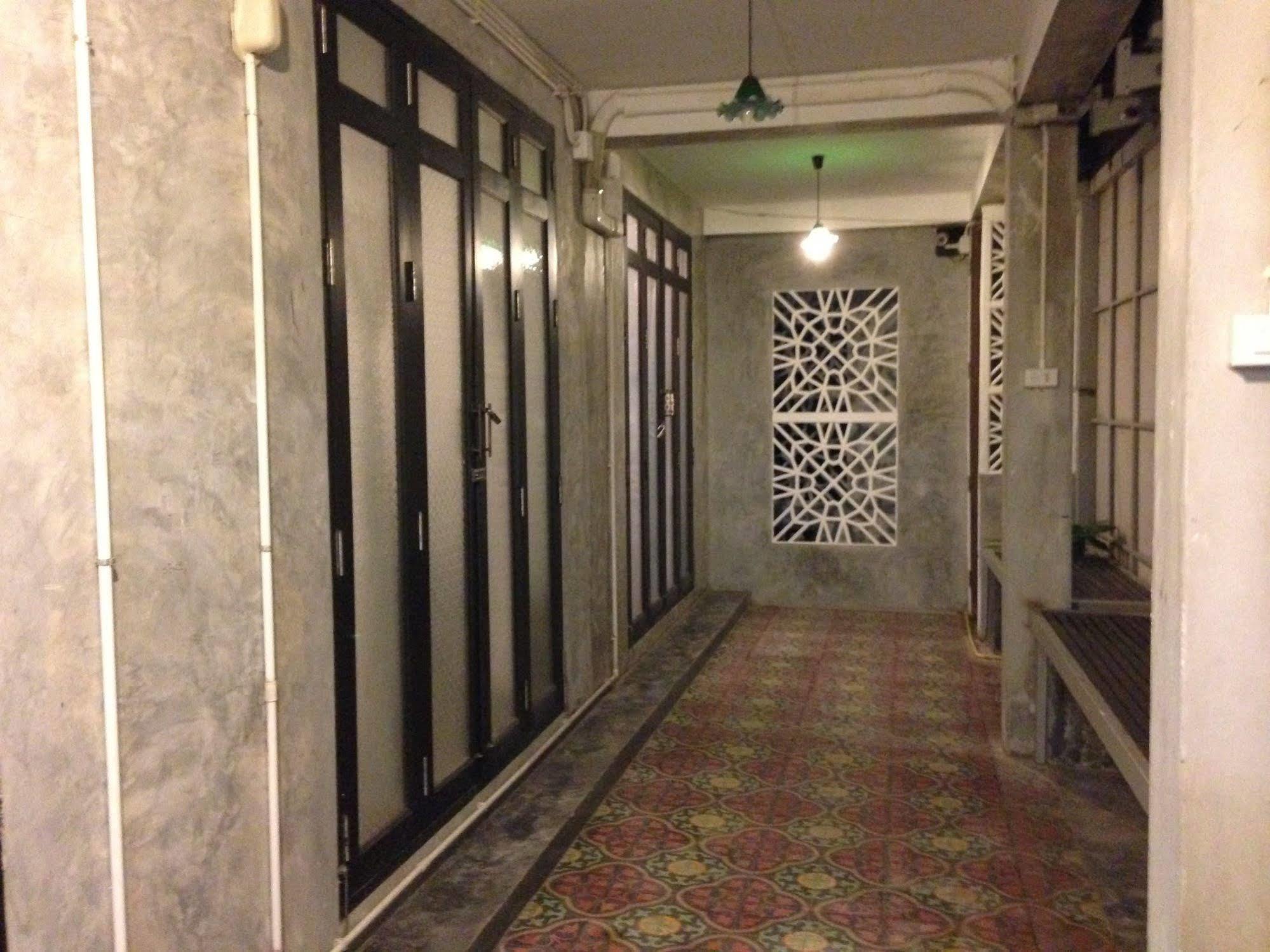 At Casa Guesthouse Амфава Екстериор снимка
